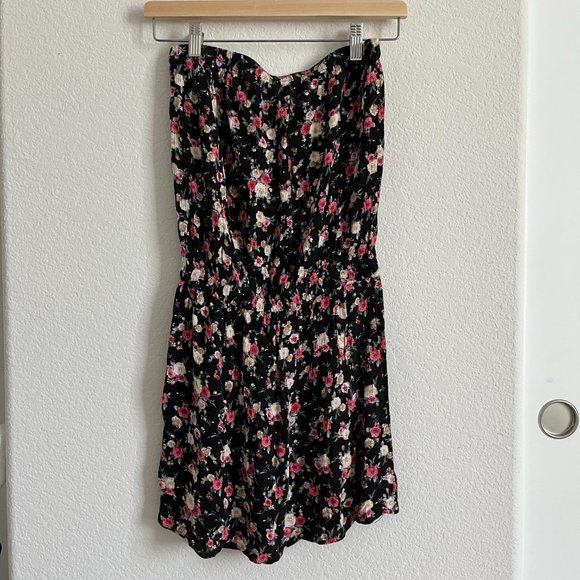 Strapless Minidress Bundle - Picture 4 of 10